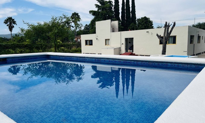 Chapala Other | Finca Ybarra, espaciosa casa de campo con pequeña alberca y amplio jardín.