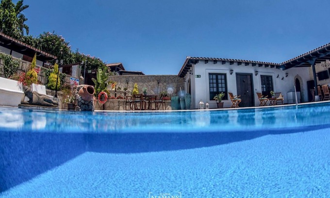 Los Gavilanes House | Finca San Agustin - Tenerife's Rio de Arico