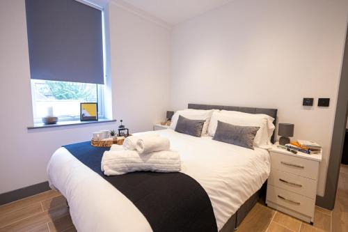 West Finchley Apartment | Finchley Finest 2Bed 2Bath Apartment Great for Groups