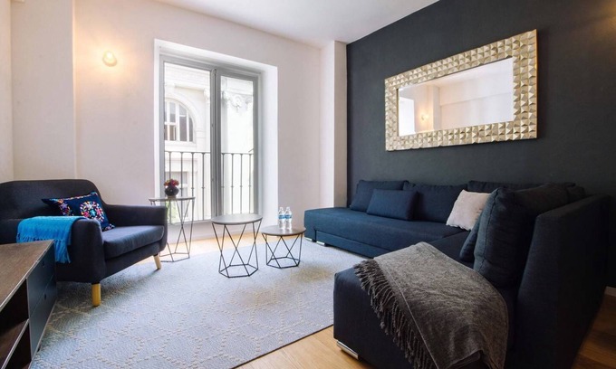 Historic Center Apartment | Find your peace in the Historic Center (SI302)