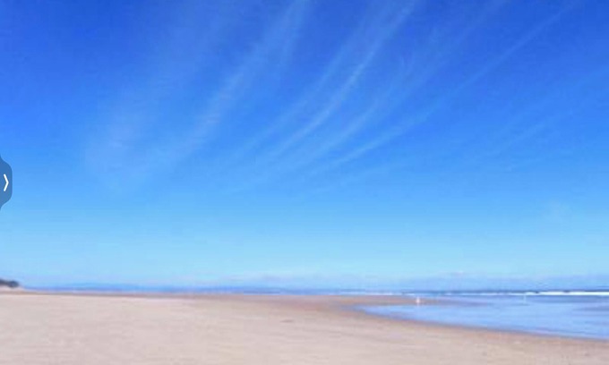 Findhorn House | Findhorn Holiday House is a spacious modern bungalow, large garden. New listing.