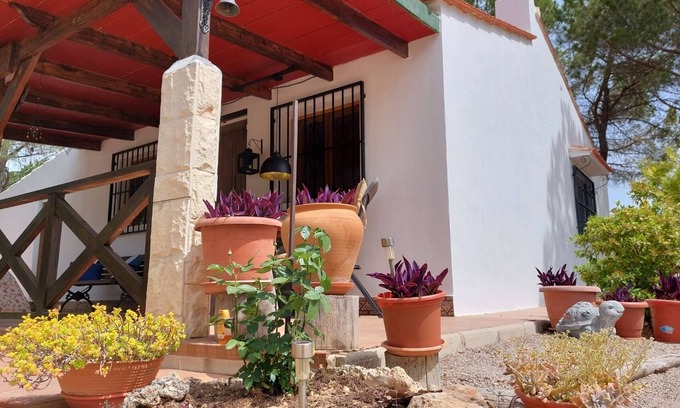 Higueruela Cottage | Fine Spanish vacation home in the middle of nature - relax and enjoy!