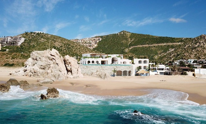 Pedregal Villa | Finest Luxury, All-Inclusive Private Resort Villa, La Datcha in Pedregal