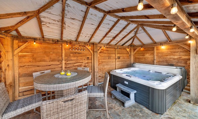Ripley House | Finest Retreats | Moorfield House