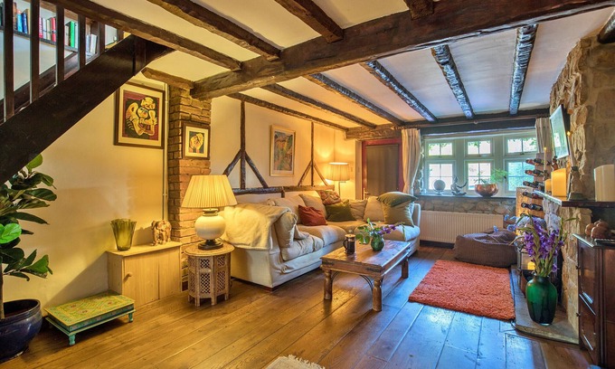 Dormansland Cottage | Finest Retreats | Bracken