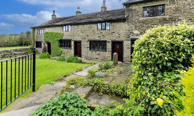 Bury Cottage | Finest Retreats | Ellen's Cottage