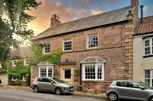 Catterick House | Finest Retreats - Low Green Cottage