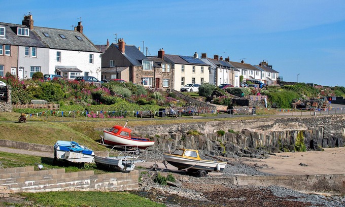 Craster House | Finest Retreats | Harbour House