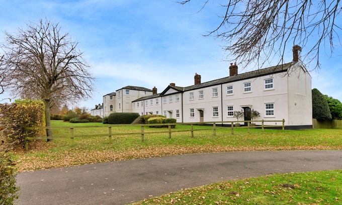 Ringstead Cottage | Finest Retreats | Poppy Cottage