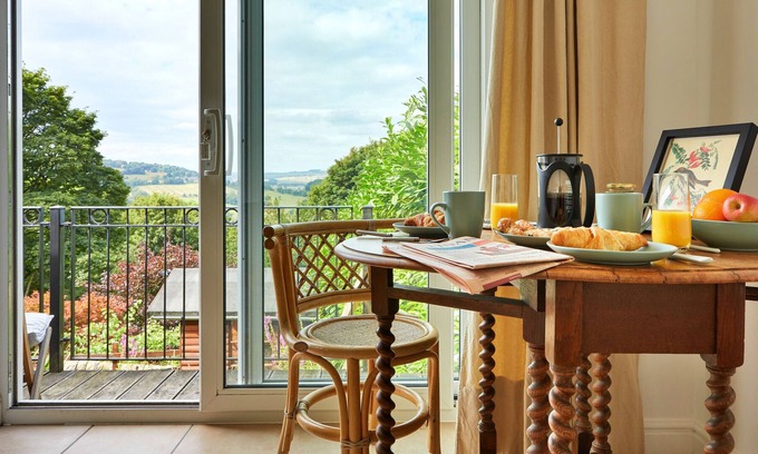 Beeley Cottage | Finest Retreats | The Hideaway at Darley Dale