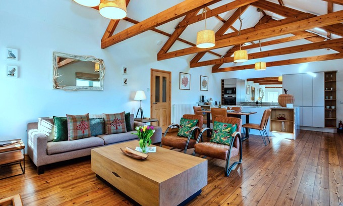 Edlingham Cottage | Finest Retreats | The Old School
