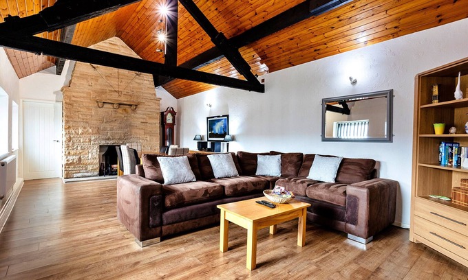 Ferryhill House | Finest Retreats | Woodstock Lodge