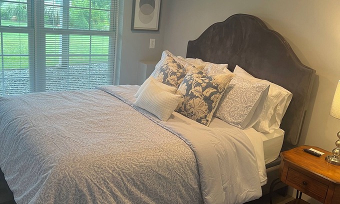 South Hill Apartment | Finger Lakes is Gorge-ous nYou will be close to Ithaca College, Cornell and more