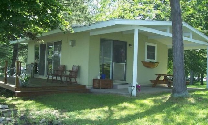 Cayuga Cottage | Finger Lakes -Sunset Cottage on Cayuga Lake!