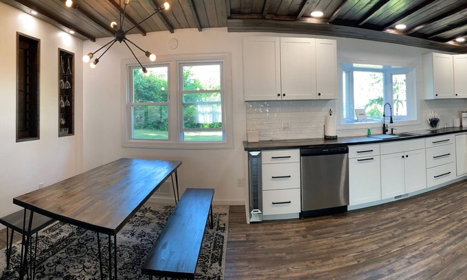 Seneca Falls House | Finger Lakes Wine Trail 2 Master Suite Bedrooms