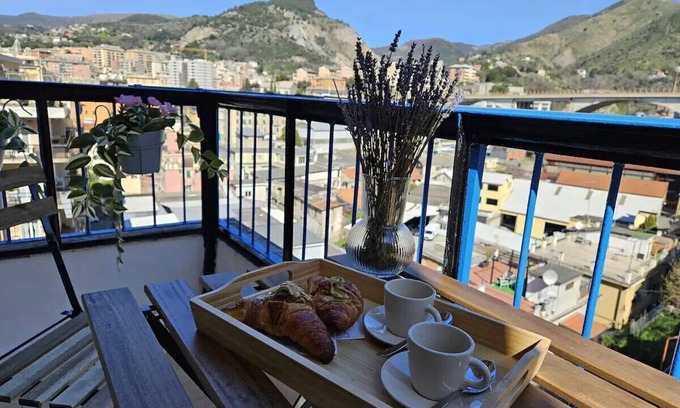 Sestri Ponente Apartment | "Fiordaliso" Holiday Home Genoa