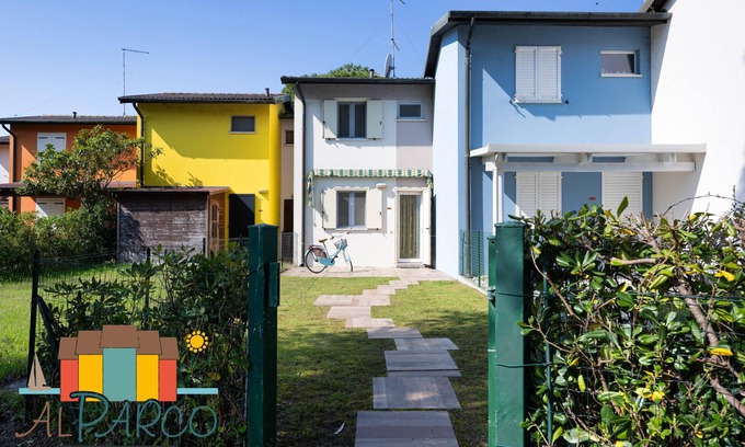 Rosolina Apartment | Fiordo Corallo fantastic sunset over water F 1268