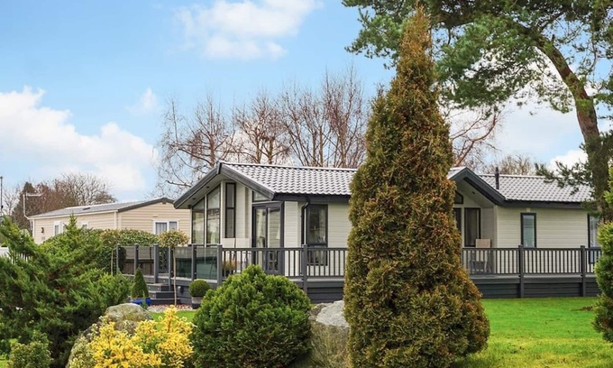 Chester House | Fir Trees Executive 3