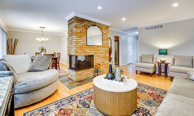 Farmington Hills House | Fire Pit & Yard: Family Home in Farmington Hills!