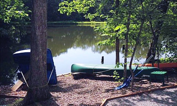 Innsbrook Cabin | Firefly Inn lakefront family/pet friendly retreat. Book early!