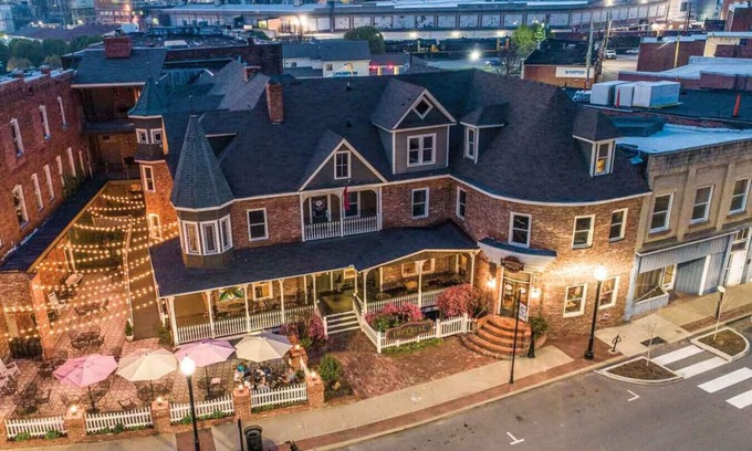 Canton House | Firefly Ridge - Pet friendly Home Near Asheville!