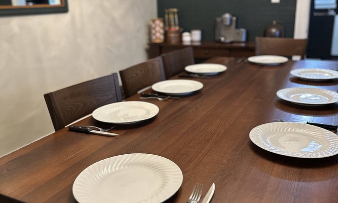 Warren House | Fireside Retreat, Place To Stay in Warren Ohio, Sleeps 8
