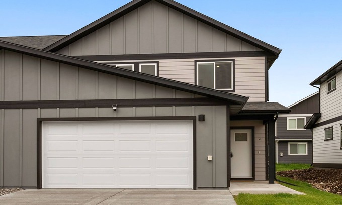 Bozeman House | Fireside Retreat