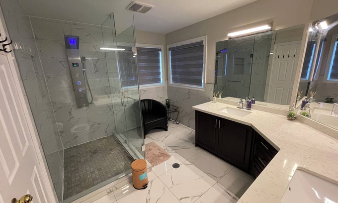 Whitby House | First Class - 2 bedroom house