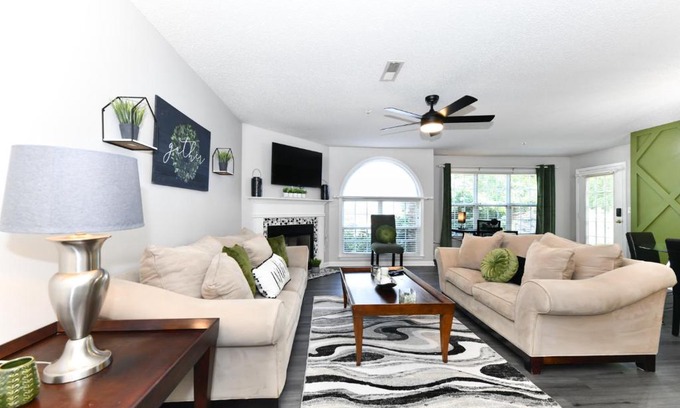 Greensboro Apartment | First floor 2 bed 2 bath with fireplace