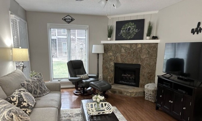 Blowing Rock Condo | First floor 2BR/2BA Condo-Downtown Blowing Rock