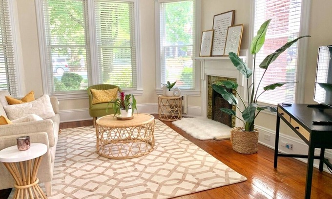 Martha Jefferson Apartment | First Floor 513 Locust