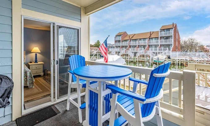 Heron Harbour Isle Condo | First Floor Waterfront Condo with Great Amenities