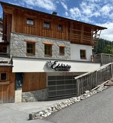 Zauchensee Ski Chalet | FIRSTpeak Chalets