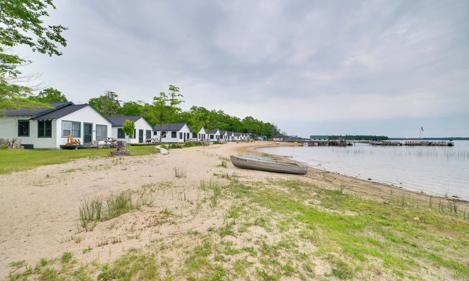 Cedarville Cabin | Fish, Boat & Relax: Lakefront Cedarville Cabin 1