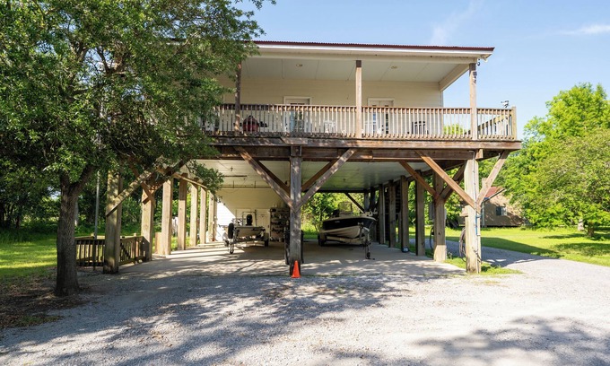 Pointe A La Hache House | Fish Camp at Woodland Plantation