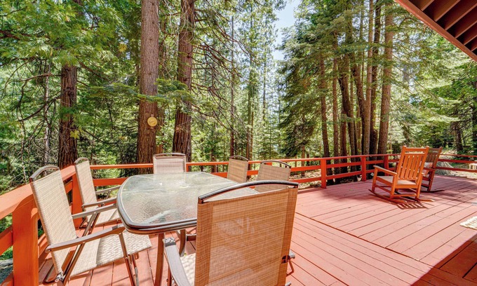 Alta Cabin | Fish, Hike & Ski: Remote Cabin 30 Mi to Truckee