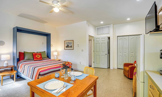 Trail Apartment | Fish, Raft & Hike: Southwest OR Couple’s Retreat!
