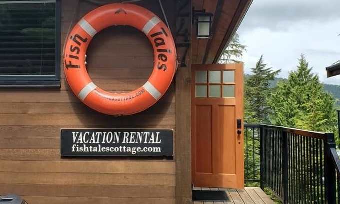 Port Renfrew House | Fish Tales Cottage, Port Renfrew, Vacation Rental
