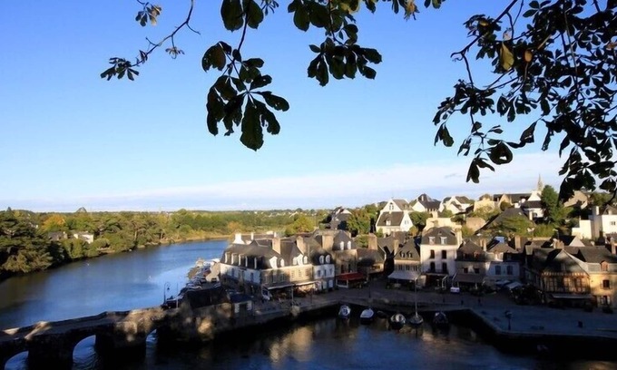Port de St Goustan House | FISHER'S HOUSE, TY SAN STEN, PORT DE ST GOUSTAN in AURAY