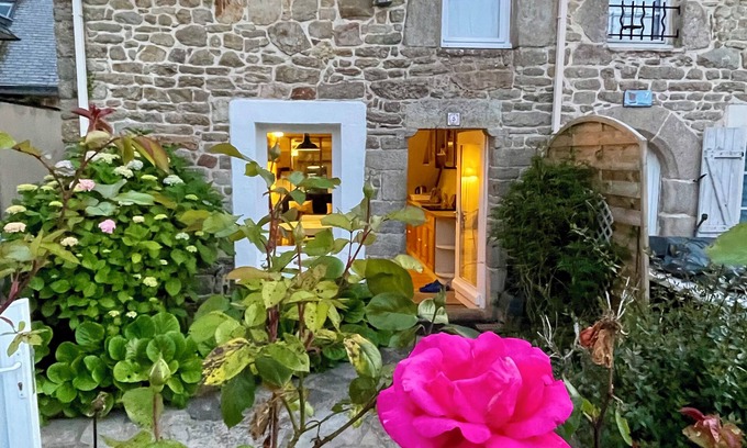 Sene House | Fisherman's cottage with garden 100 m from the Golfe du Morbihan and the beach