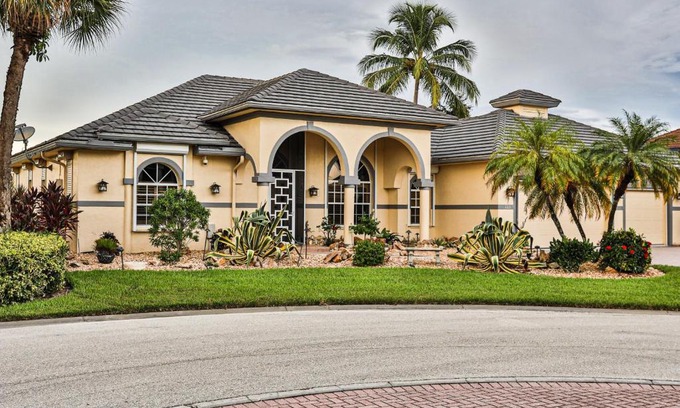Naples House | Fisherman's Paradise
