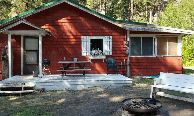 Clinton Cabin | FISHERMANS CABIN UP ROCK CREEK 30 MINUTES FROM MISSOULA MONTANA