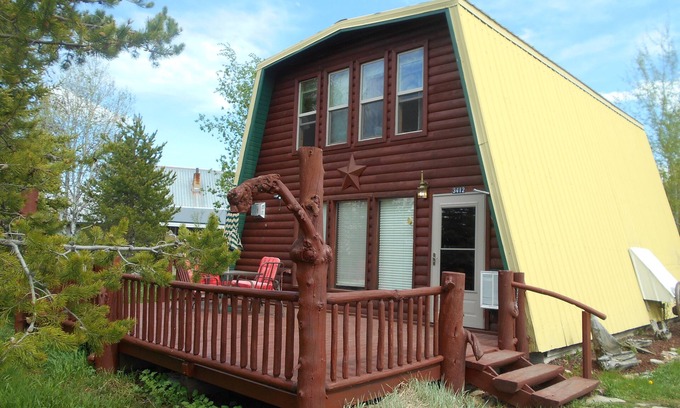 Last Chance Cabin | Fishermans Dream! Near West Yellowstone