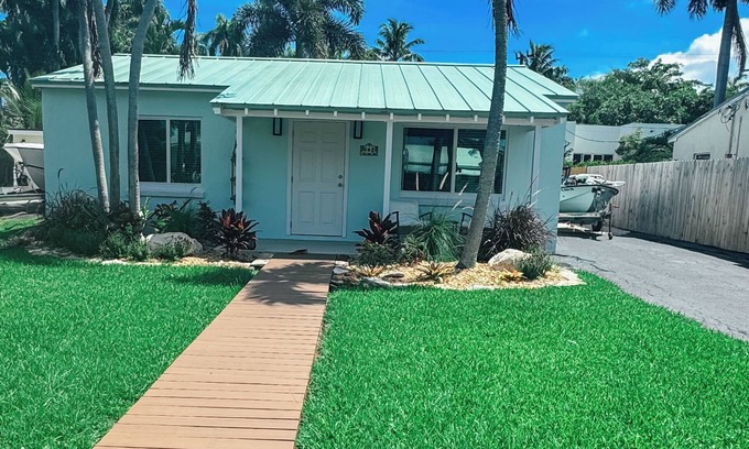 Boynton Beach House | Fishing and Sandbar escape near Boynton Beach boat ramp and inlet!