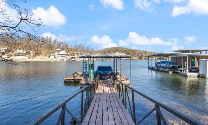 Sunrise Beach House | Fishing, Boat Slip, Morning Coffee, Picturesque View