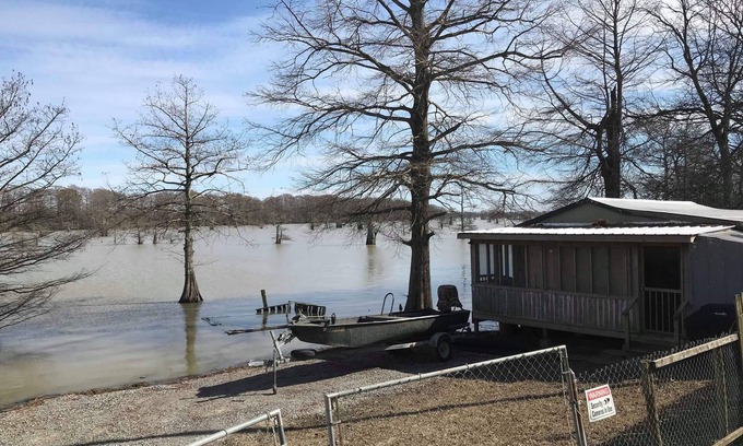 Oneida Cabin | Fishing Cabin On Old Town Lake- Mississippi River/Oxbow Lake