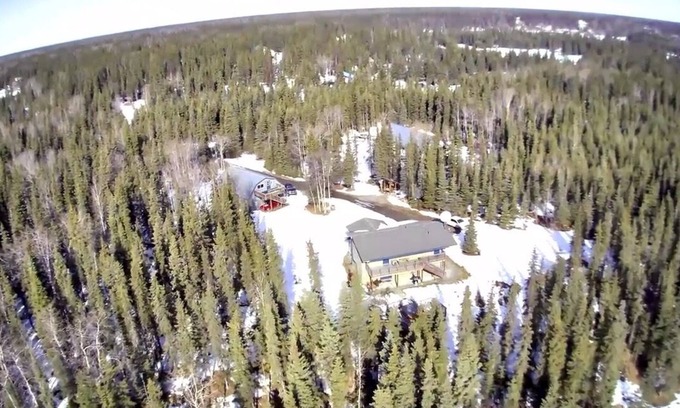 Cohoe House | Fishing Lodge - Comfort in the Wilderness - Fishing at Its Finest