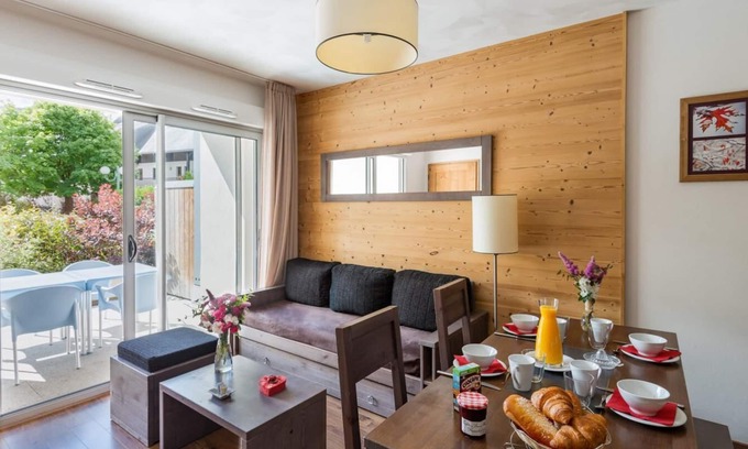 Vielle-Aure Apartment | Fitness, swimming pool, sauna, terrace, balcony, tv, ski locker, 65m², Saint Lary Soulan