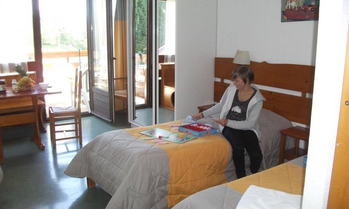 Premanon Apartment | Fitness, swimming pool, hammam, parking, tv, ski locker, 35m², Les Rousses