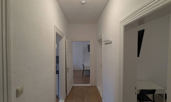 Goethestraße Apartment | Fitters/holiday apartment | 3 bedrooms | balcony & fully equipped kitchen